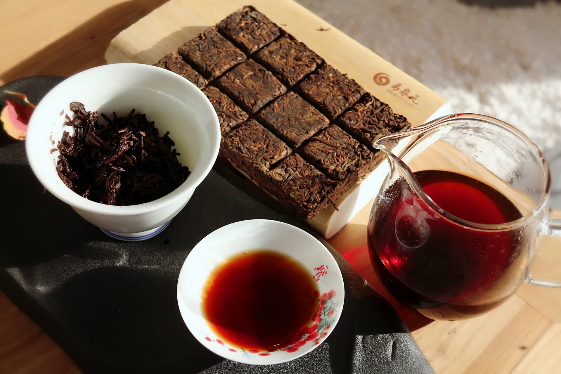熟茶 (Ripe puerh tea)